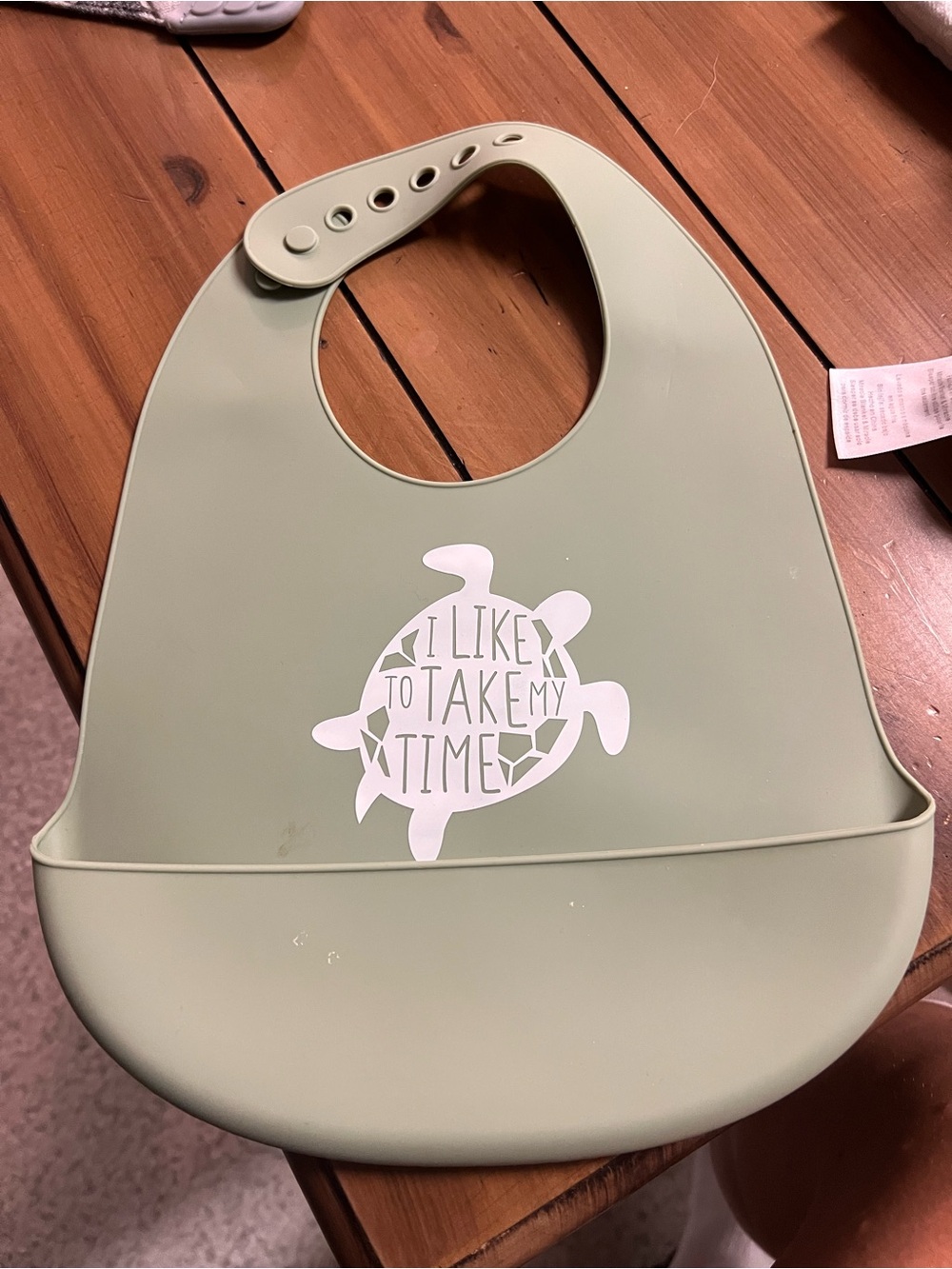 Lila & Jack Silicone Bib with Turtle Pocket